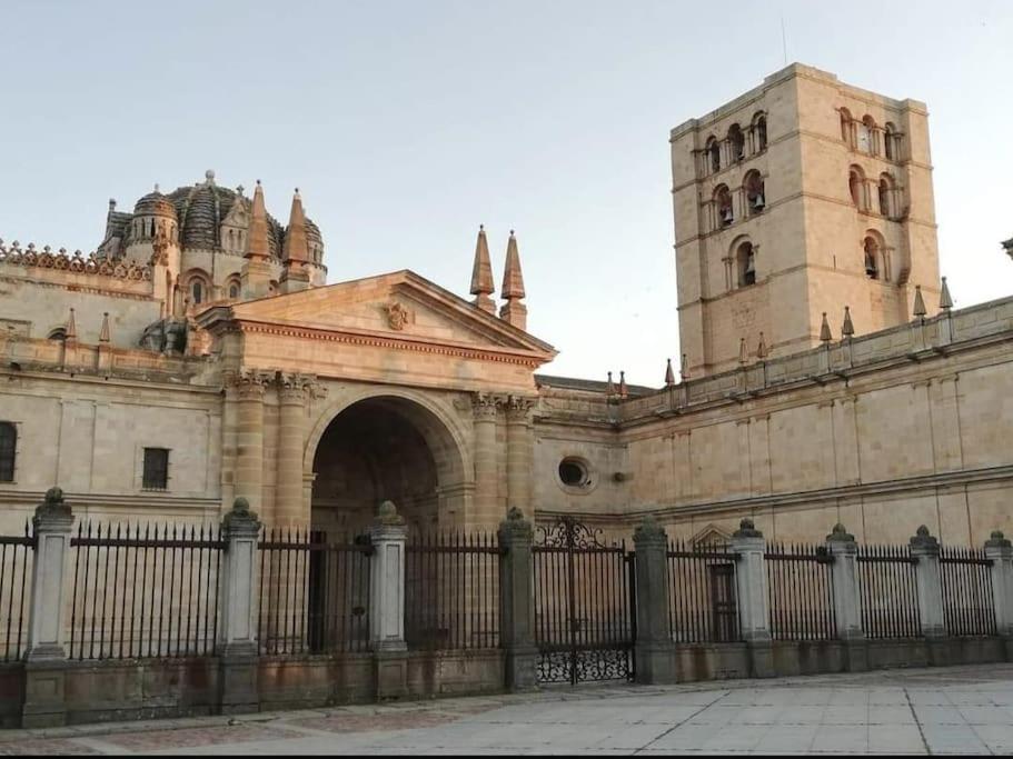 Centrico Piso En Pleno Romanico De Zamora Exteriér fotografie